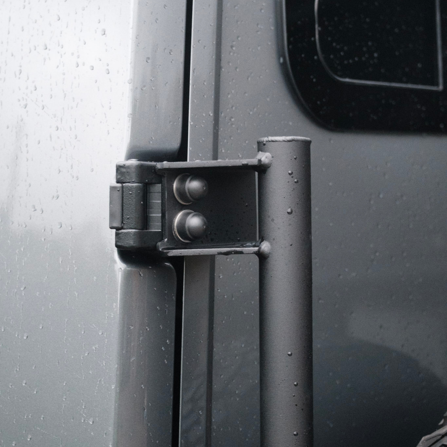 'The Hitchhiker' Wheel Carrier - VW Crafter / MAN TGE (2018-Present)
