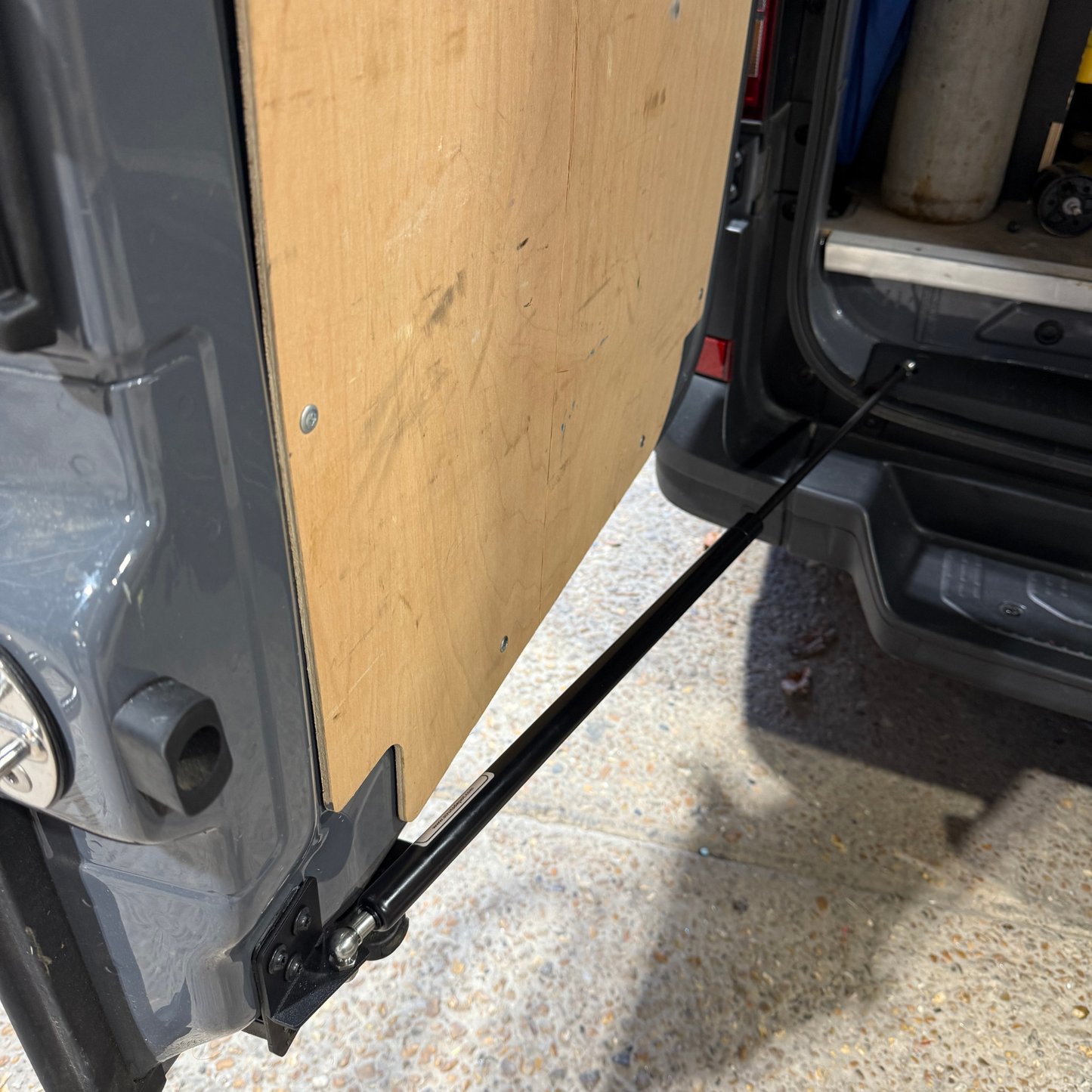 'The Mountaineer' Wheel Carrier and Ladder Combo - VW Low Roof Crafter / MAN TGE (2018-Present)